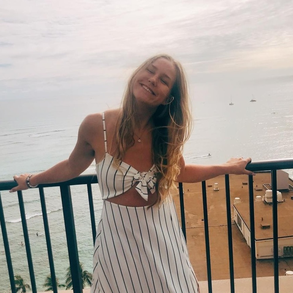 Meet your Posher, Bailey